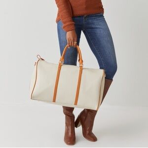 LULUS on the go luggage mode, leather duffle bag